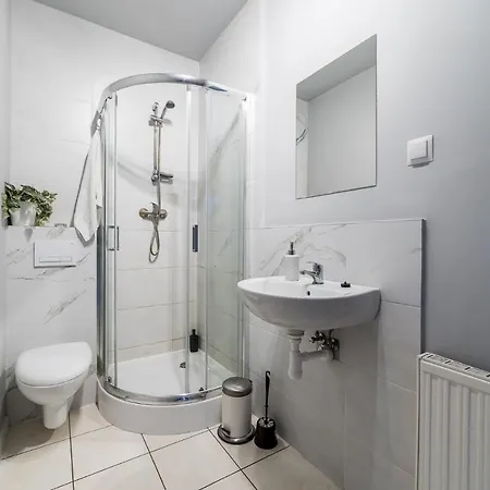 Nad Pizzeria Quarto em Acomodações Particulares *