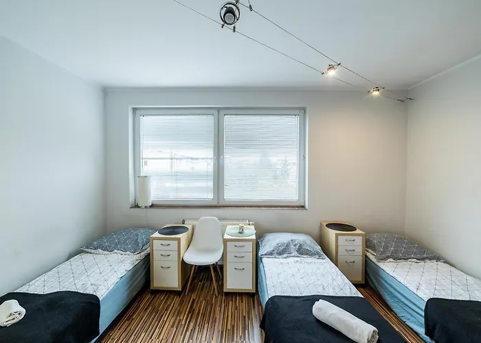 Nad Pizzeria Homestay Poznan